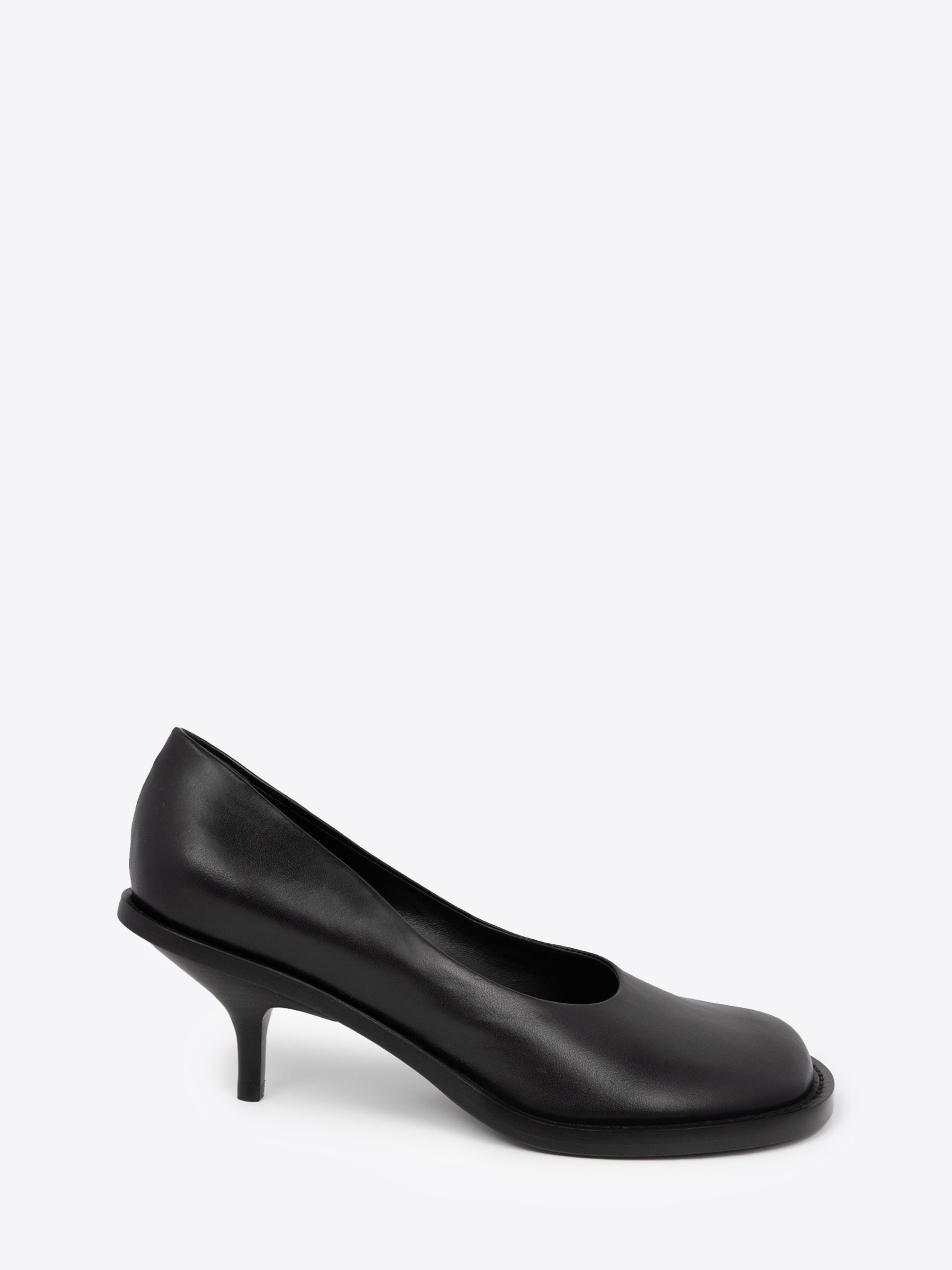 Leather Pumps